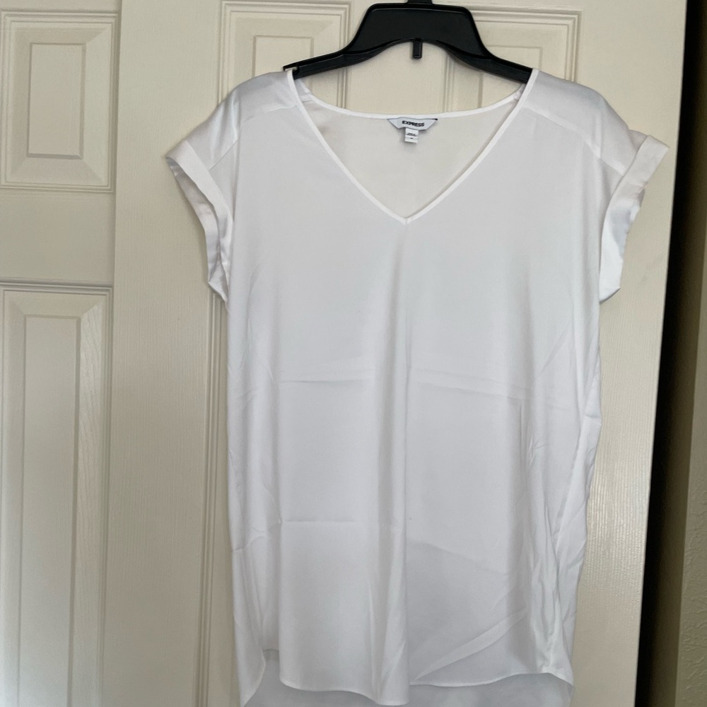 Express White V-Neck Satin Tunic Blouse